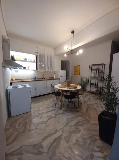 "Orpheus" - Kalamata Centre Extérieur photo